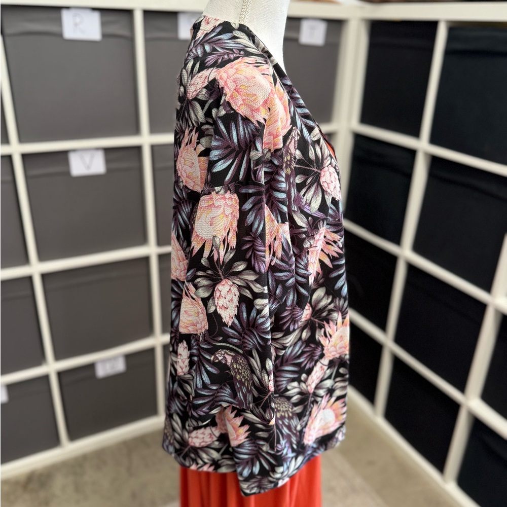 H&M Divided Tropical Floral Botanical Kimono Cardigan - Picture 5 of 10